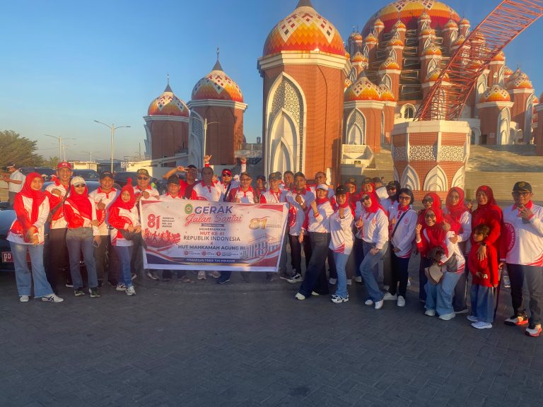 Gerak Jalan Santai PTTUN Makassar